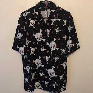 Dolls kill widow skull button down shirt sz XS NWT